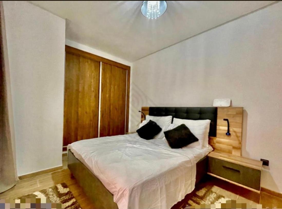 Appartement De Luxe Et Moderne マラケシュ エクステリア 写真