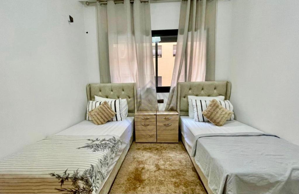 Appartement De Luxe Et Moderne マラケシュ エクステリア 写真