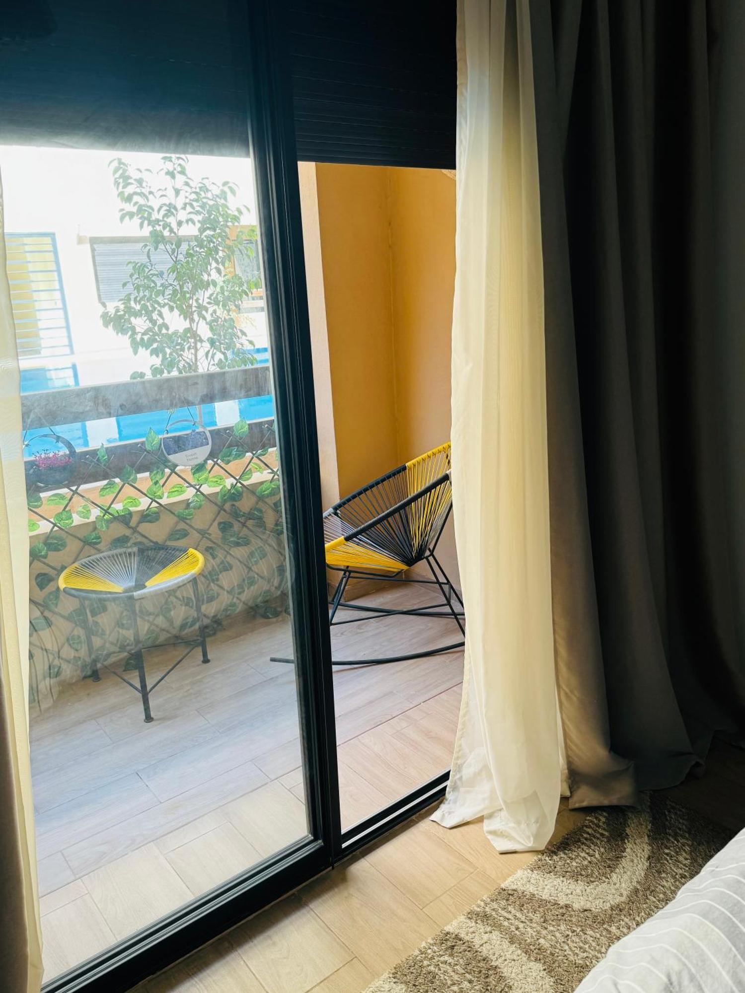 Appartement De Luxe Et Moderne マラケシュ エクステリア 写真