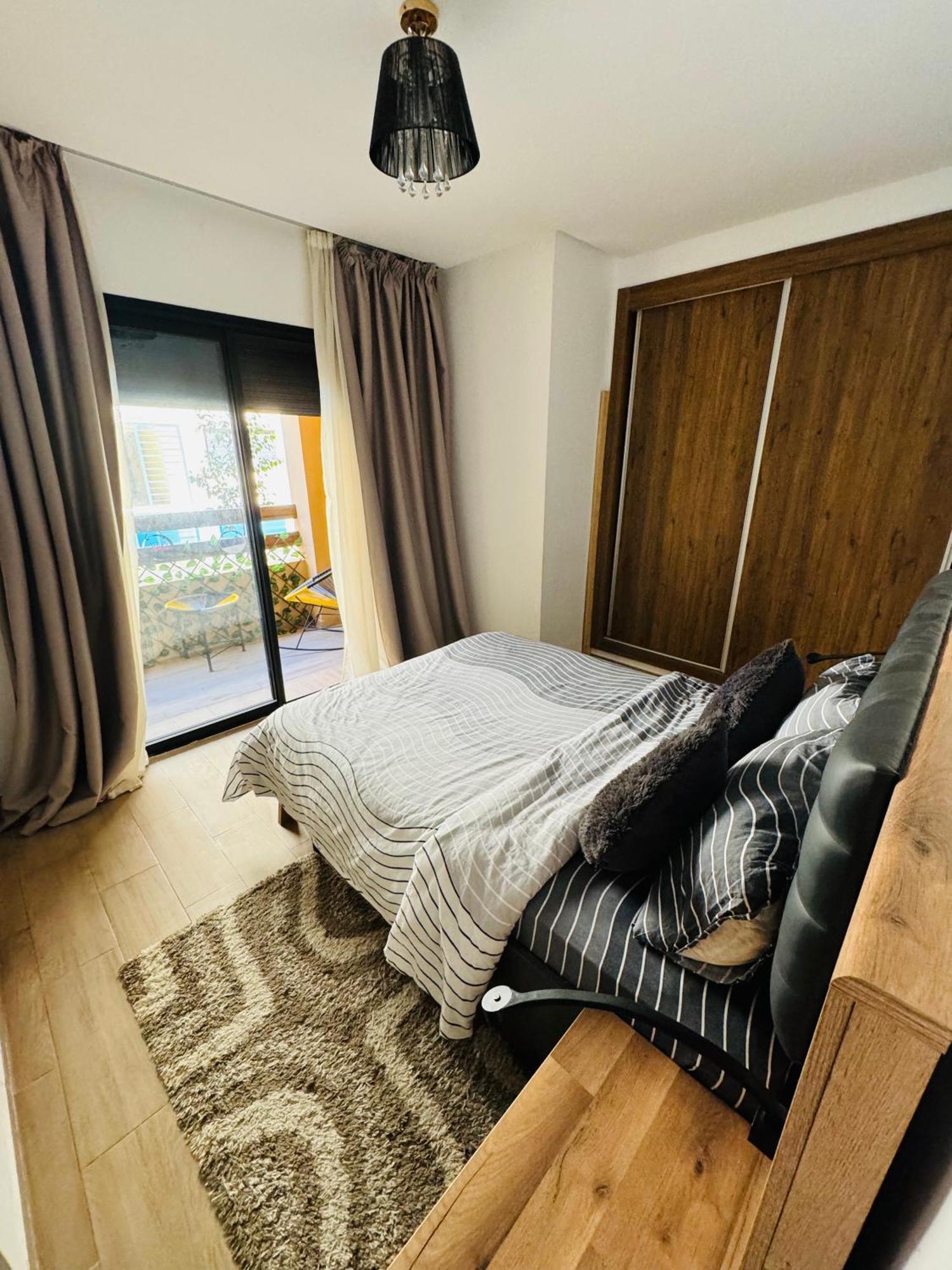 Appartement De Luxe Et Moderne マラケシュ エクステリア 写真