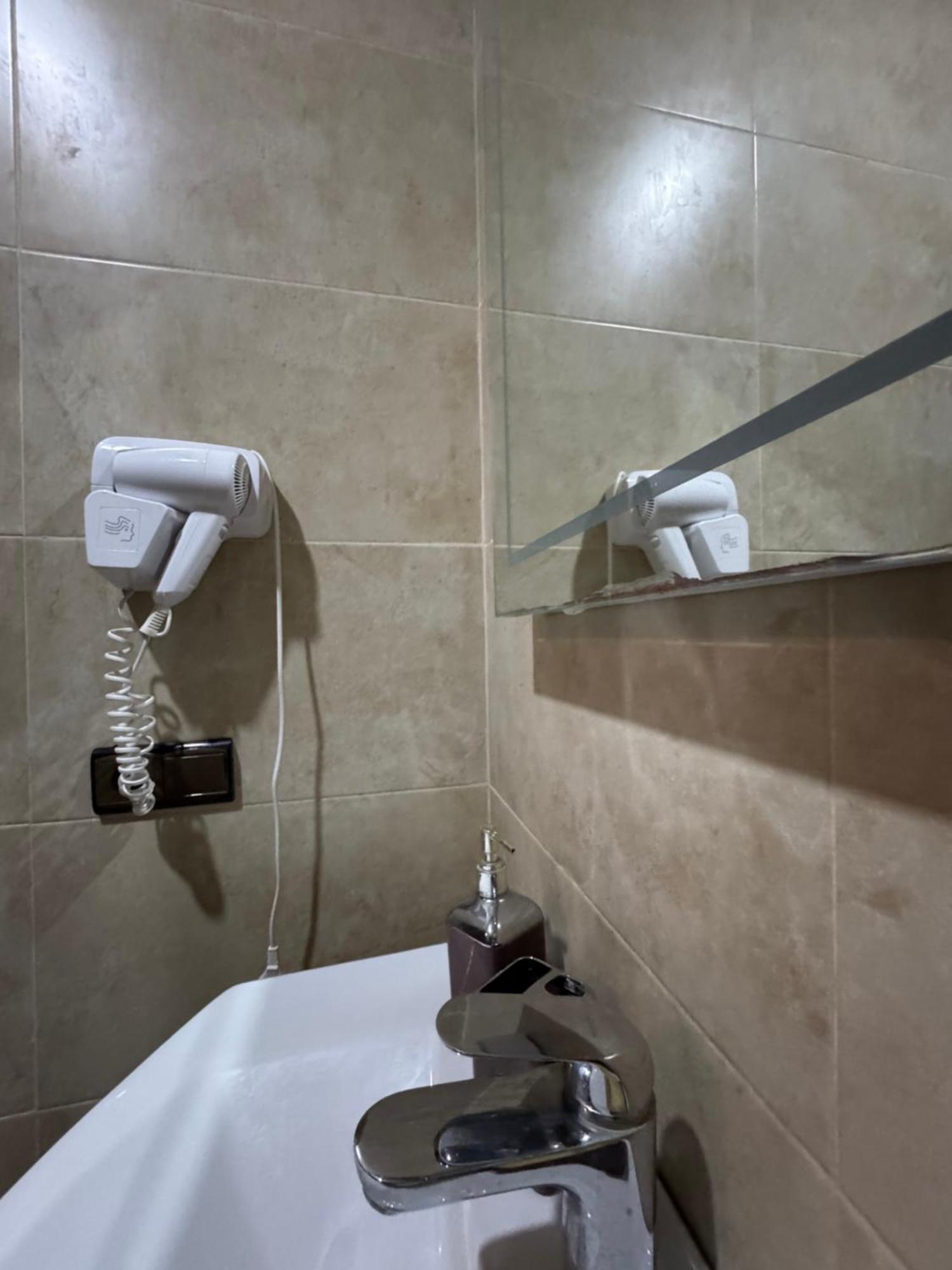 Appartement De Luxe Et Moderne マラケシュ エクステリア 写真